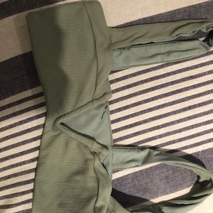 Lspace v cut bikini top